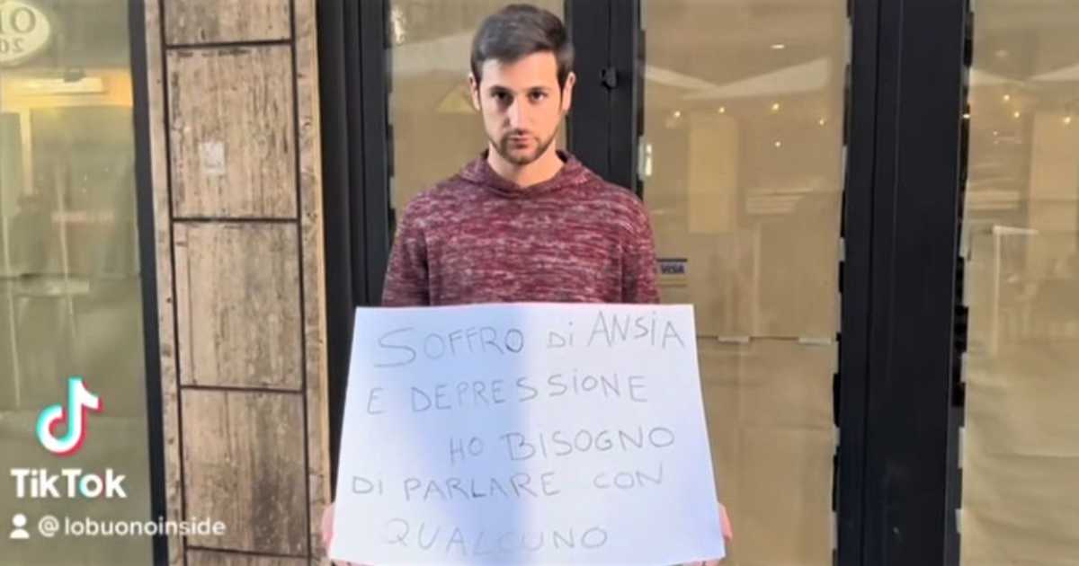 L'esperimento "social" di Luca: si finge in difficolt� per capire come reagiscono i baresi